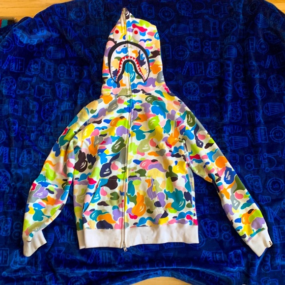 A Bathing Ape / bape-multi-camo-shark-full-zip-hoodie-white small - Picture 1 of 16